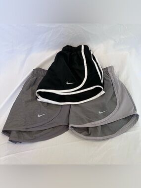 Nike Black & Gray Women's Running Shorts Set XS EUC